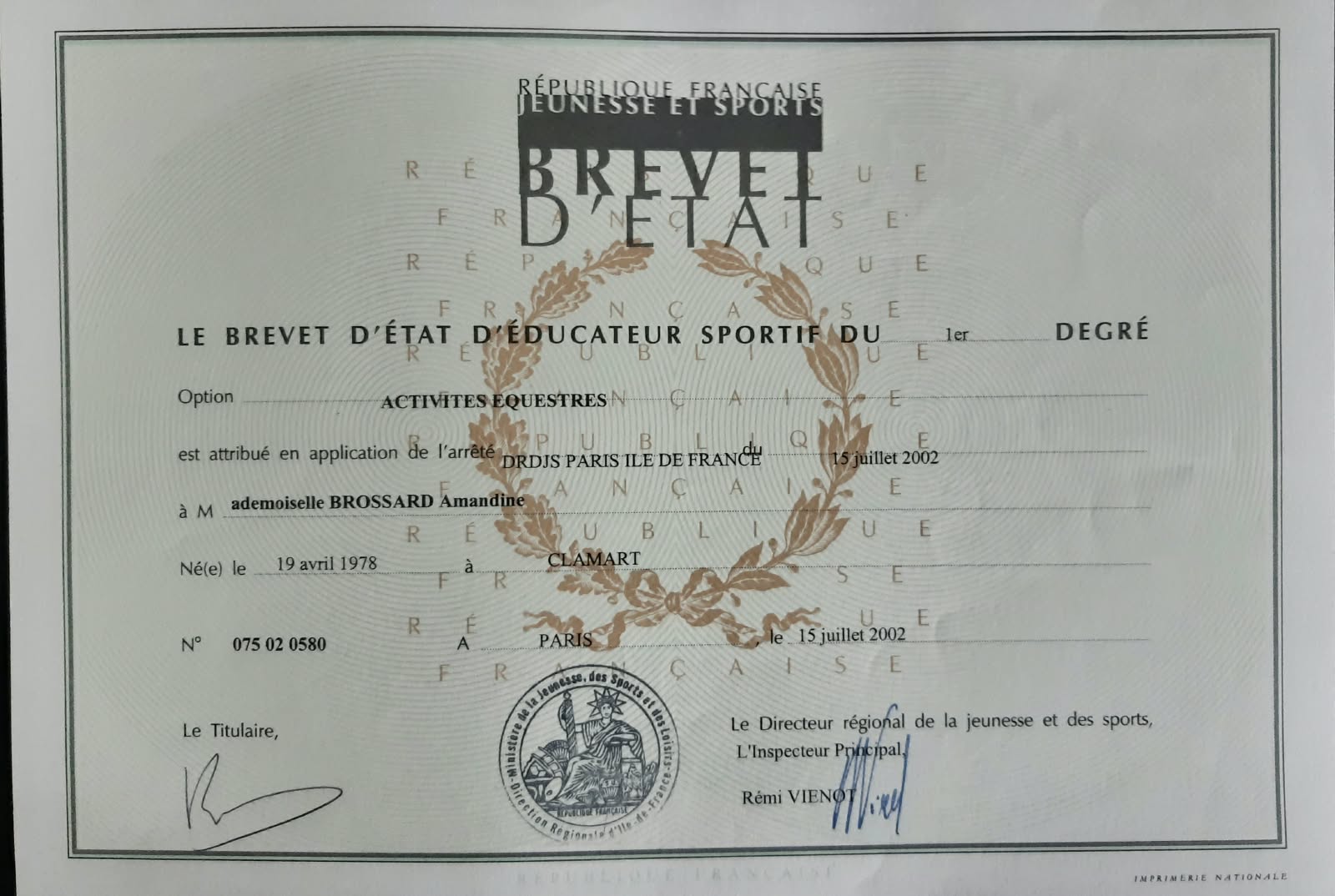 Diplôme BEES premier degré, option activités équestres, attribué à Amandine Brossard le 15 juillet 2002